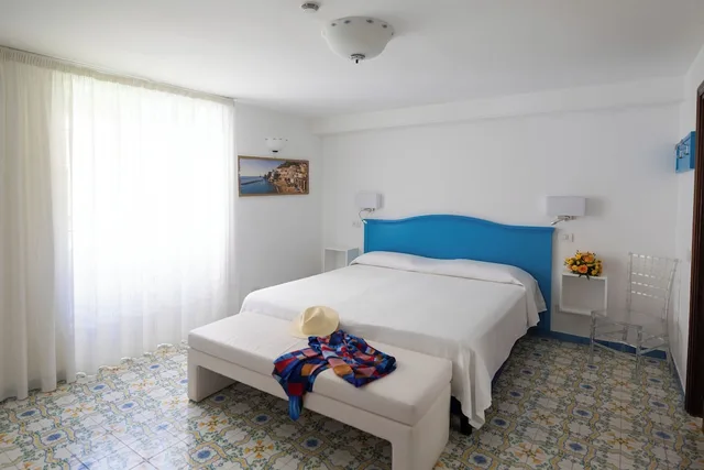 Classic, Triple, Hotel Amalfi 3/10