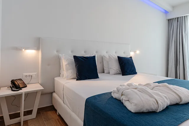 Suite, Pool View, Sun Deck، Magique Bleu Suites 1/4