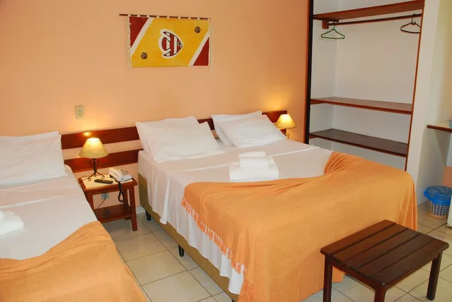 Family, 1 Double and 4 Single Beds، Pousada Aldeia Portuguesa 3/9