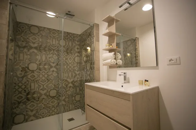 Family Suite, Queen and Twin Beds, Lagoon View, Sofa، Mosella Suite 5/5