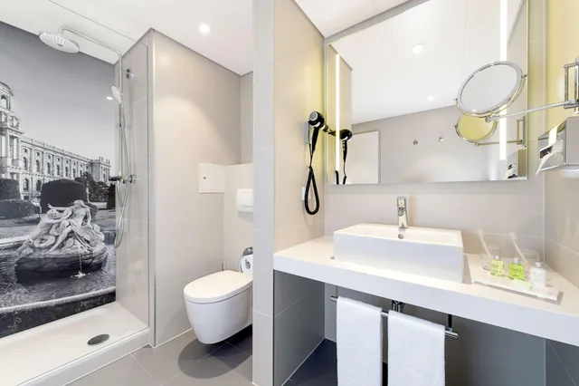 غرفة بريميوم بسرير مزدوج، Hotel Nh Collection Wien Zentrum 4/6