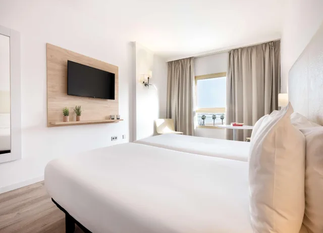 غرفة قياسية بسرير مزدوج، Hotel Melilla Puerto, Affiliated by Melia 7/10