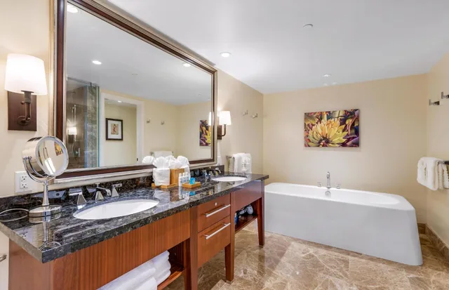 3 Bedrooms, Premier, Suite, Ocean Front، OUTRIGGER Honua Kai Resort & Spa 5/6