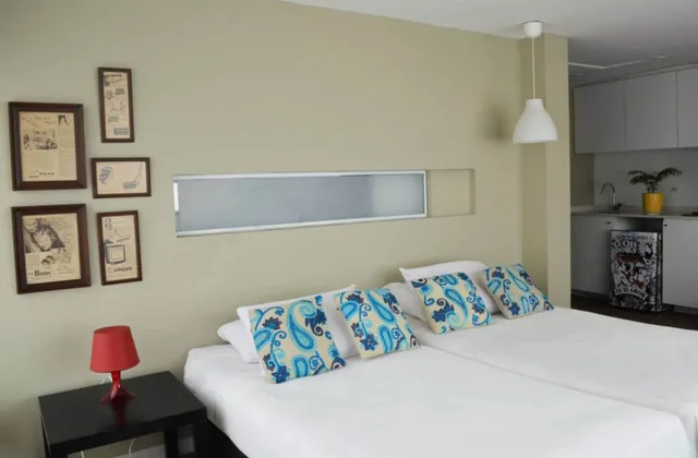 Room, Twin Beds, Hotel Living 55 4/5
