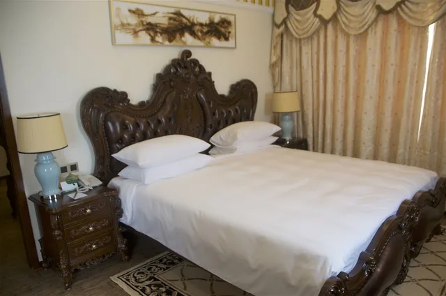جناح رئاسي بسرير كينج، Atlantic Lumley Hotel 1/2