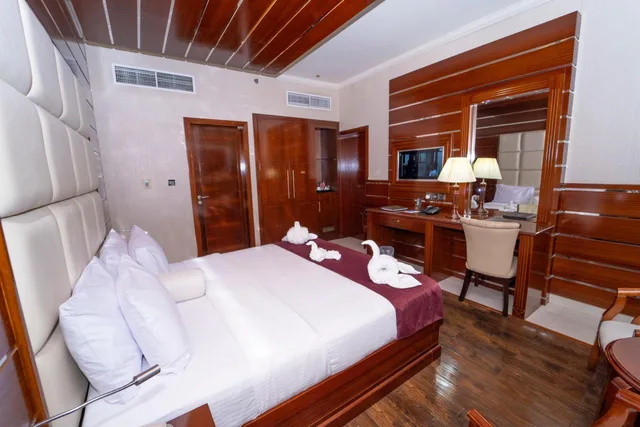 Executive, Suite, Queen Palace Hotel 1/10
