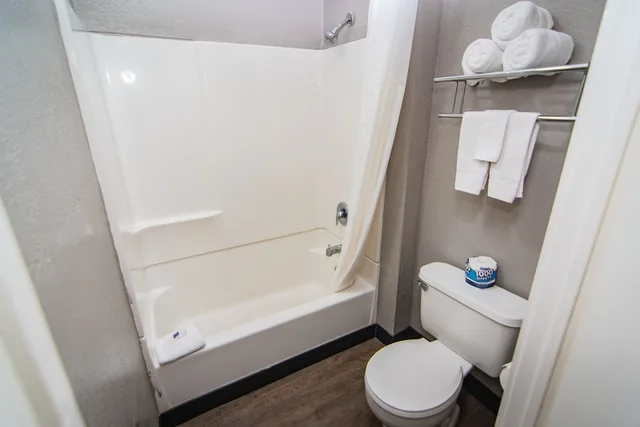 Standard, 2 Double Beds, Motel6 Ft. Pierce, FL 4/10