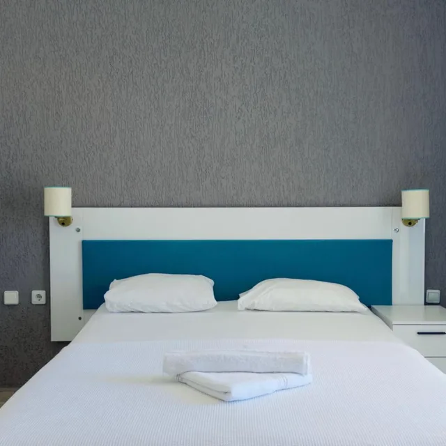 غرفة رباعية بإطلالة على البحر، Sky Sea Hotel 5/10