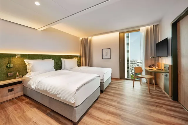 غرفة سوبيريور بسريرين منفصلين، H+ Hotel Eschborn 2/4