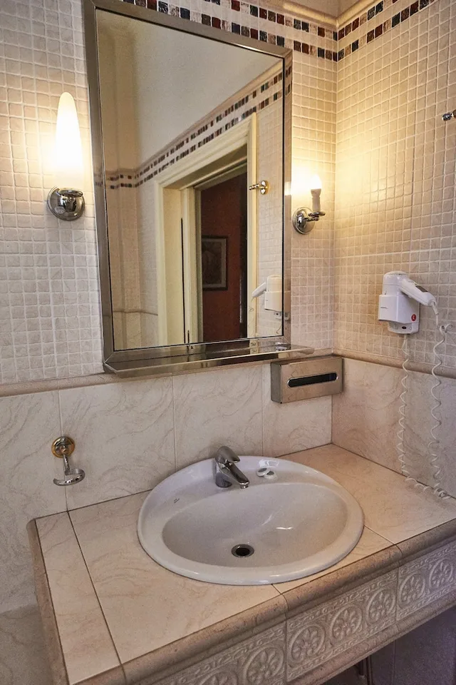 جناح بسرير كينج، Exis Boutique 8/10