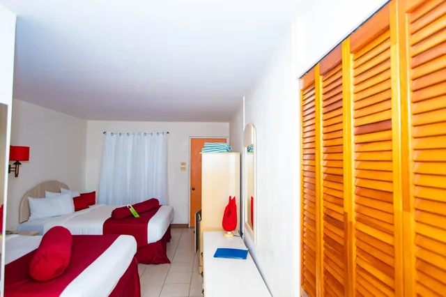 Standard, 2 Double Beds, Point Salines Hotel 9/10