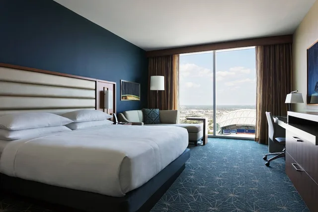 غرفة بسرير كينج، MARRIOTT MARQUIS HOUSTON 3/12