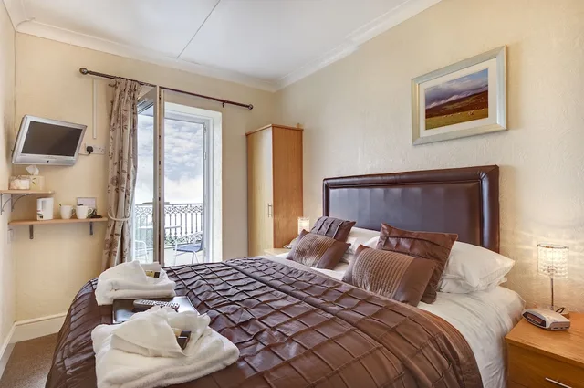 Compact, Double Bed, Sea View, Balcony، The Babbacombe Hotel 1/2