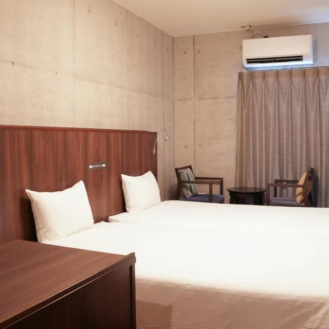 Adjoining, Condo, Twin Beds, Kitchen, Lounge Access, The Breakfast Hotel Porto Ishigaki 1/10