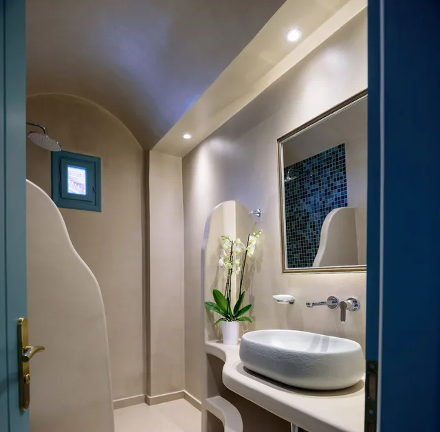 غرفة سوبيريور بسرير كوين مع أريكة بحوض جاكوزي، Hotel Armonia 5/5