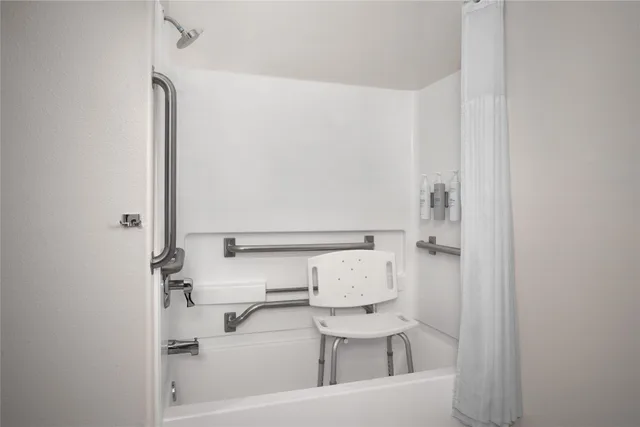 غرفة بسرير كينج، Spark by Hilton Lakewood Denver Southwest 5/5