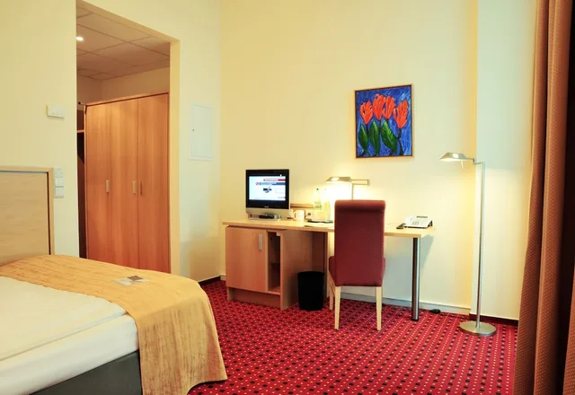 غرفة بزنس مفردة، Airporthotel Berlin Adlershof 13/15