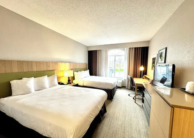 غرفة بسريرين كوين لذوي الإعاقة، Country Inn & Suites by Radisson, Novi, MI 1/5