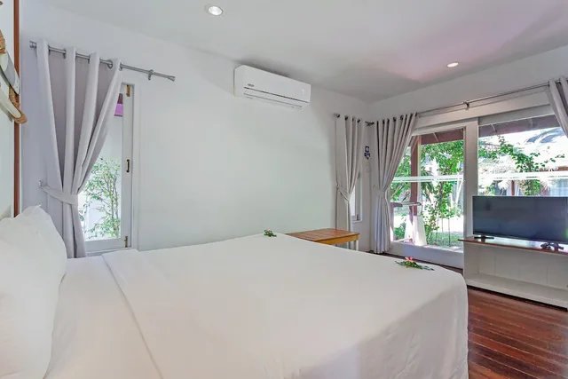 استوديو بسرير مزدوج بإطلالة على الحديقة، Malibu Beach Resort, Koh Samui 1/10