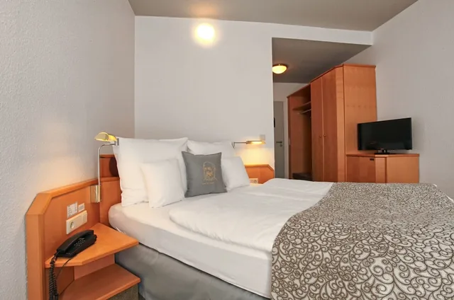 غرفة كلاسيكية بسرير كوين، Haus Duden Hotel 3/5
