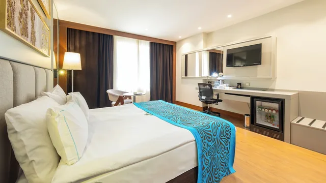 Junior Suite, Teymur Continental Hotel 2/8