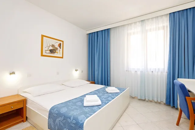 شقة بسرير كينج بإطلالة على البحر بشرفة بغرفة نوم واحدة، Maistra Select Riva Apartments Vrsar 1/3