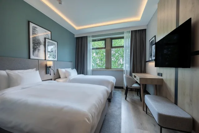 غرفة قياسية بسرير كوين، Radisson Hotel Amsterdam Schiphol Airport Hoofddorp 2/10
