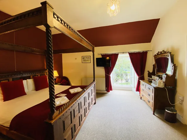 Four Poster, King Bed، St. Benets Abbey - Guest house 3/5