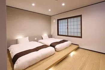 Room, Twin Beds, Unit Bath, Kamikochi Hotel 1/1