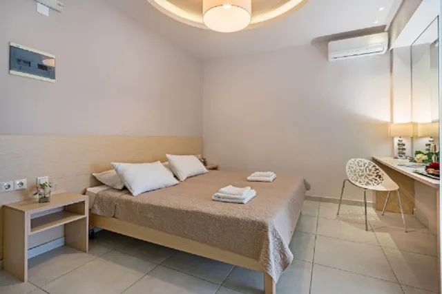 غرفة قياسية بسرير مزدوج، Apollo Hotel 1/2