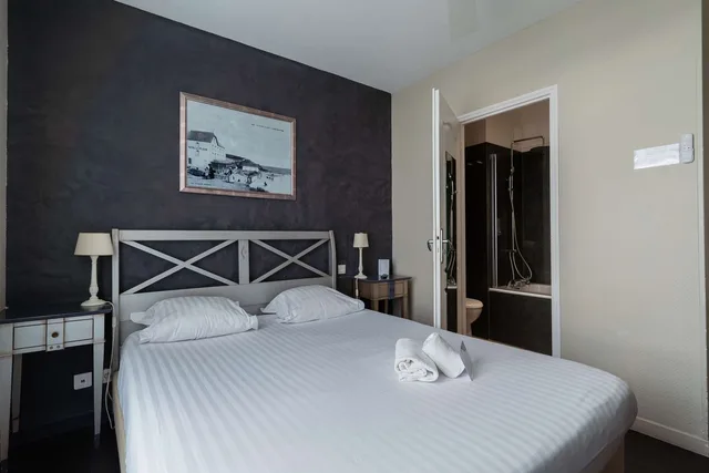 غرفة بسرير مزدوج بإطلالة على البحر، Best Western Hotel De La Plage 2/4