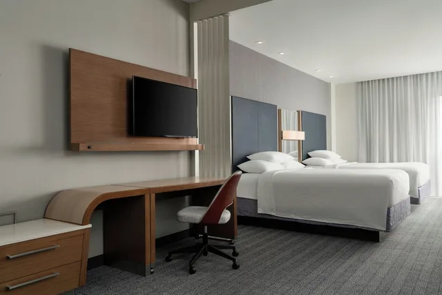 Suite, 2 Queen Beds, Sofa, Courtyard By Marriott Fayetteville Fort Bragg Spring Lake 4/8