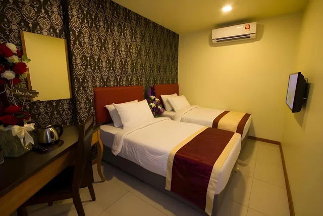 Executive, Single Bed, No Window, Prince 33 Hotel 1/1