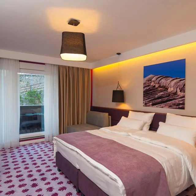 غرفة ثلاثية بشرفة، Eden Hotel and Spa 1/10