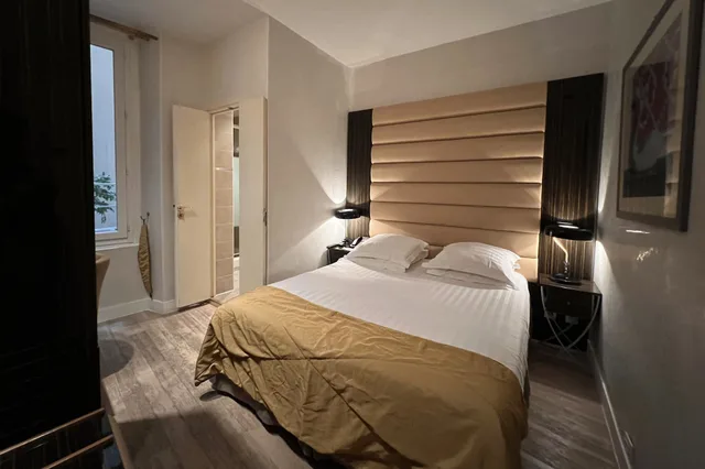 غرفة كلاسيكية بسرير كوين في الطابق الأرضي، Hotel Boronali 3/10