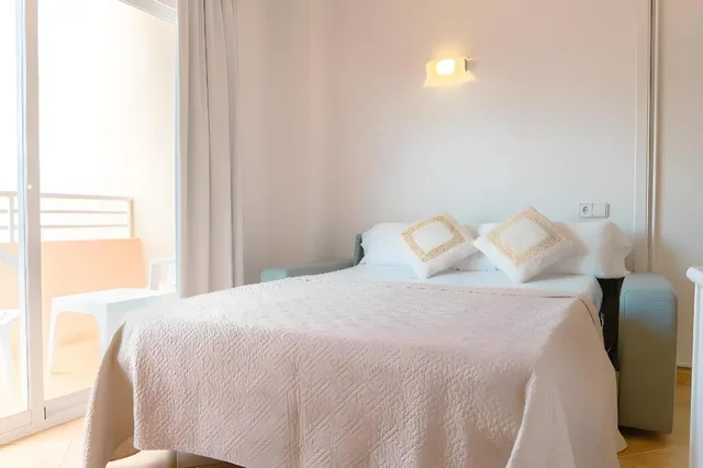 استوديو بسرير مزدوج، Rosamar Ibiza Hotel 5/10