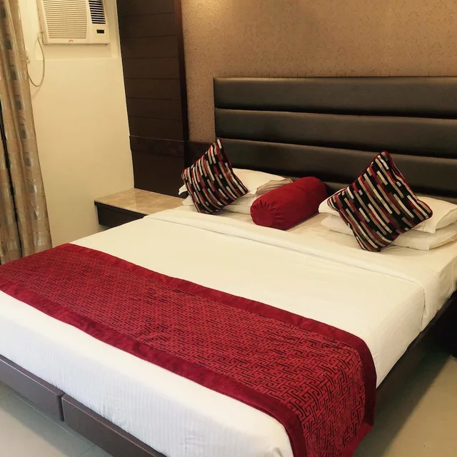 غرفة بريميوم بسرير مزدوج، Hotel Supreme- Business class 5/10