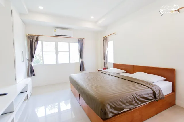 12 Bedrooms, Villa, Private Pool, Ty Holiday 236 1/10