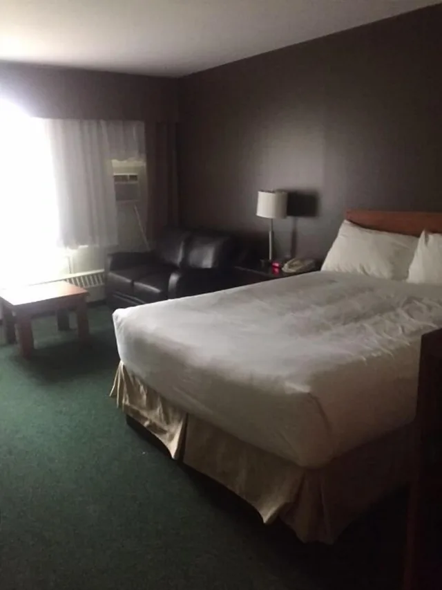 غرفة تنفيذية بسرير كينج، Slave Lake Inn and Conference Centre 1/4