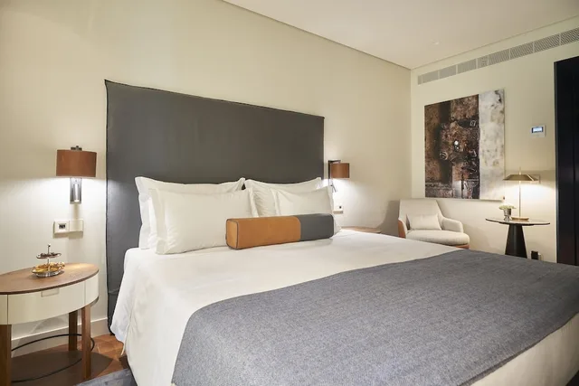 غرفة كلاسيكية بسريرين منفصلين، PortoBay Flores 2/3