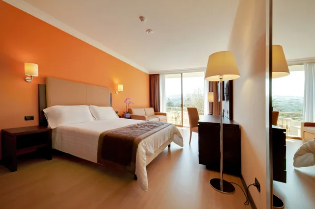 غرفة سوبيريور بسريرين منفصلين بإطلالة على الحديقة بشرفة، Nyala Suite Hotel 5/6
