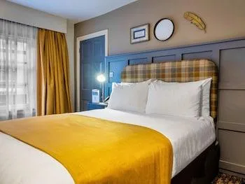 غرفة قياسية، CBH The Feathers Hotel & Restaurant 1/2