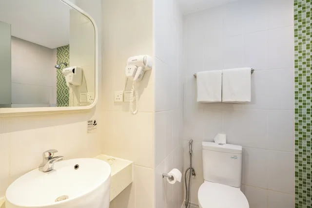 Zest, Queen Bed، Zest Harbour Bay Batam by Swiss-Belhotel International 4/5
