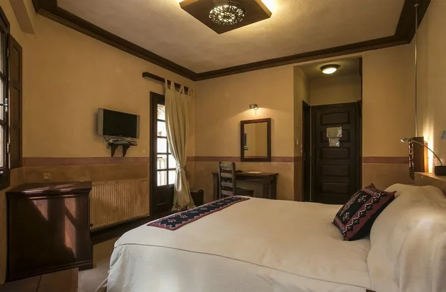 غرفة قياسية بسرير مزدوج، Katogi Averoff Hotel Vinery 6/6