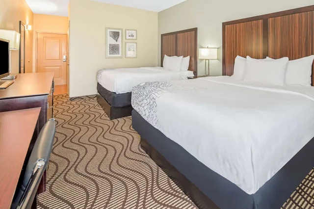 غرفة بسريرين كوين لذوي الإعاقة، La Quinta Inn & Suites by Wyndham Gonzales LA 5/10