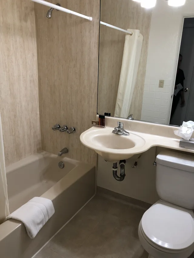 غرفة قياسية بسرير كينج، Hotel Carmel Santa Monica Hotel 4/5
