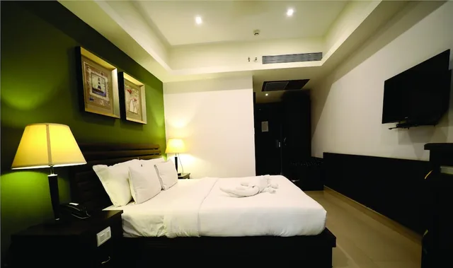 جناح تنفيذي بسرير كينج، Seasons Hotels & Resorts 3/5