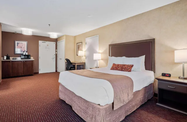 غرفة بثلاثة أسرّة، Best Western Plus Cairn Croft Hotel 2/8