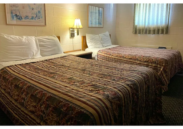 2 Full Beds Non-Smoking، Skyline Motel Bartlesville Hwy 75 3/5