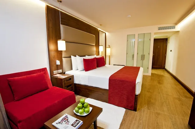 غرفة ديلوكس بسريرين منفصلين بحوض استحمام، Pegasus Reef Hotel 8/10